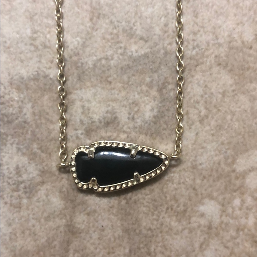 Kendra Scott Kasey Black Arrowhead Short Necklace